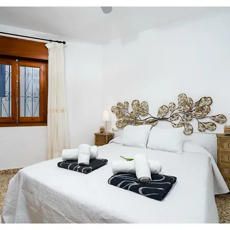 La Granadella Paradis Apartmán